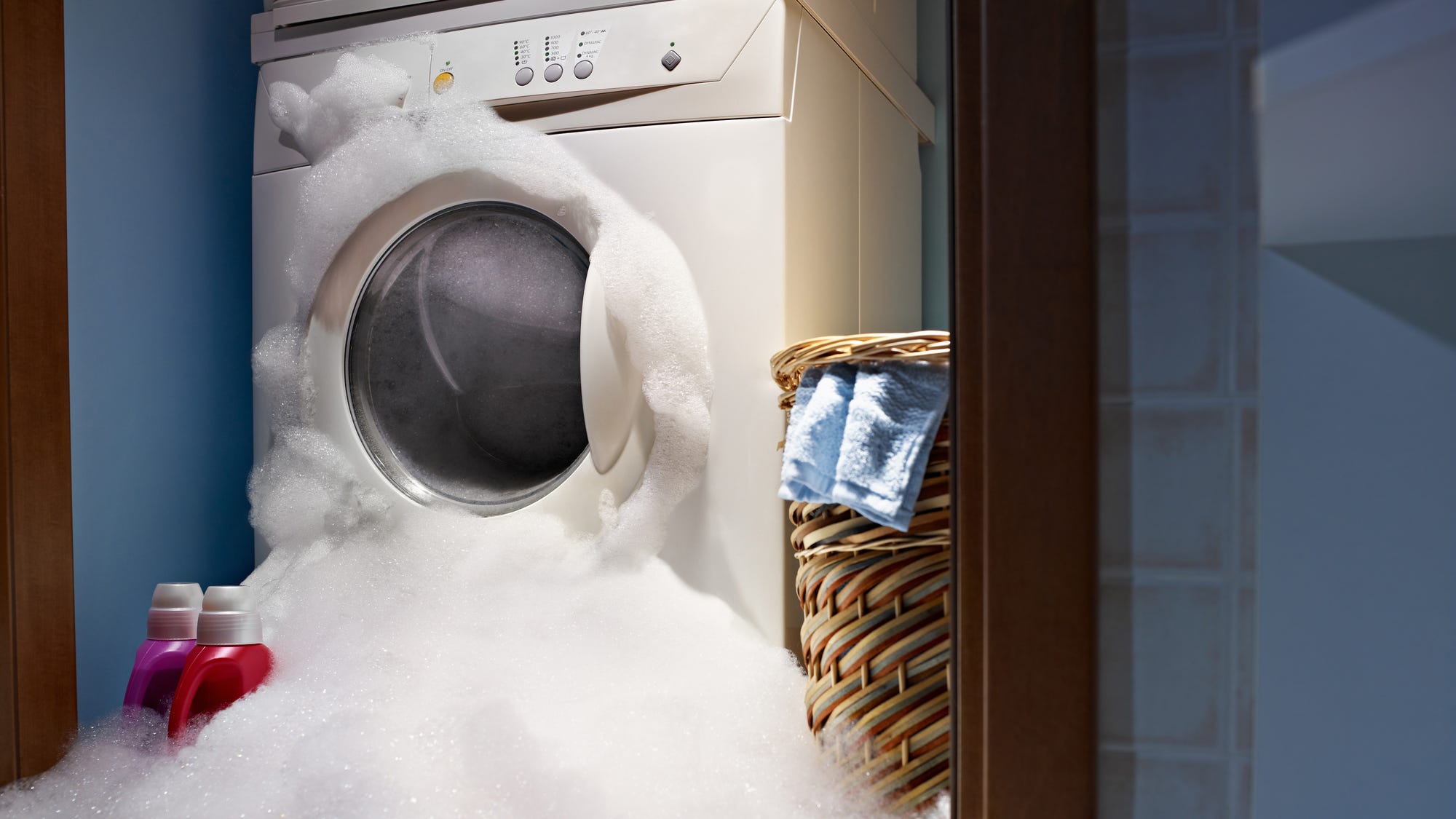 how many clothes can you put in a washing machine